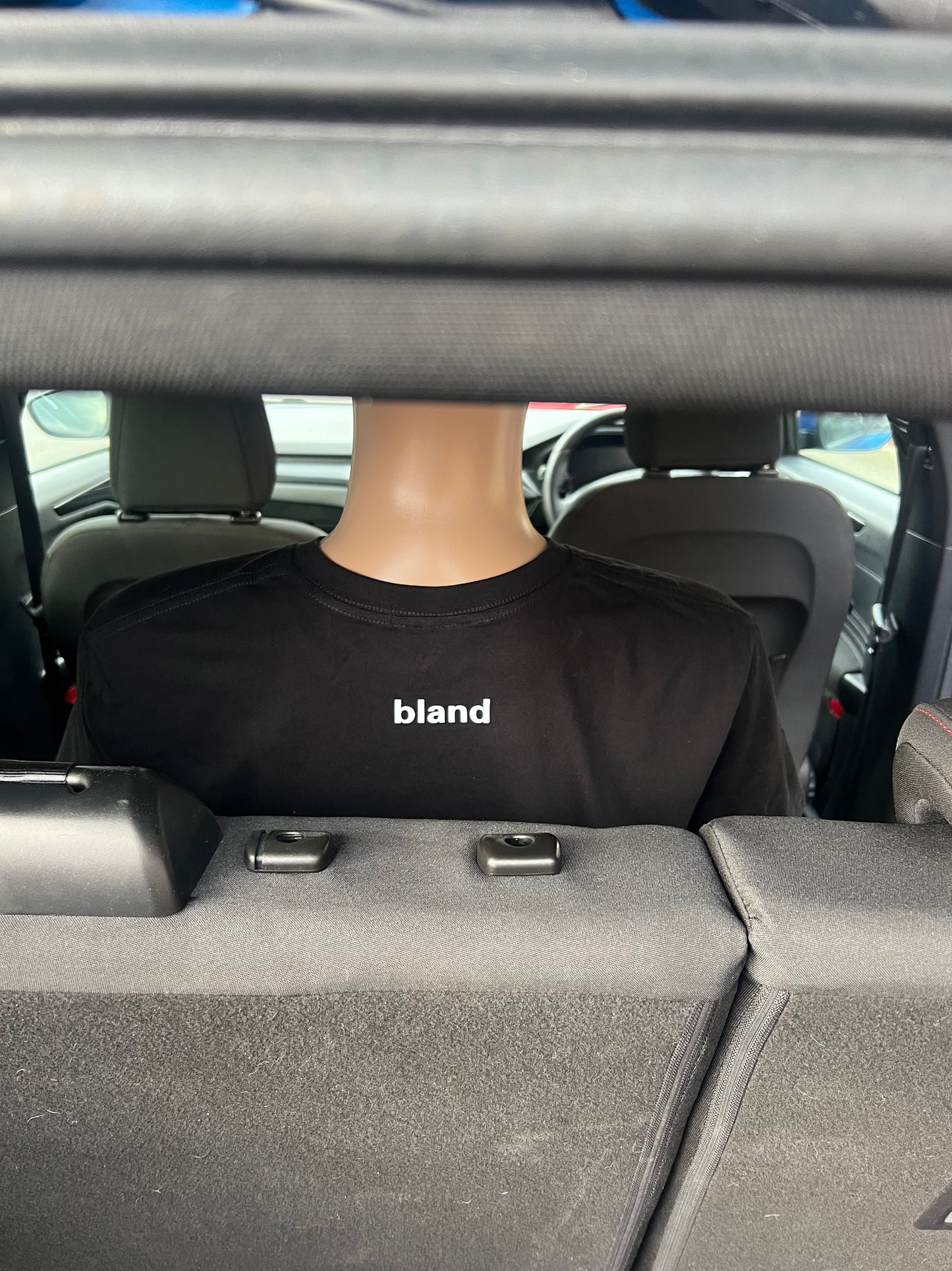 bland t-shirt - BLACK